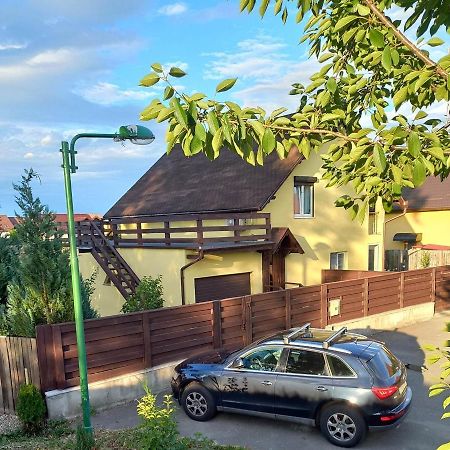 Casa Merilor I Brașov Exterior foto